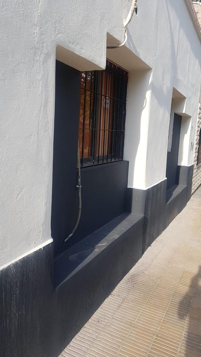 Venta de Casa con Local Comercial 1