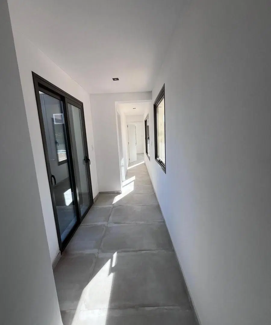 Espectacular casa de categoría a estrenar en venta – Las Cortaderas Country 8