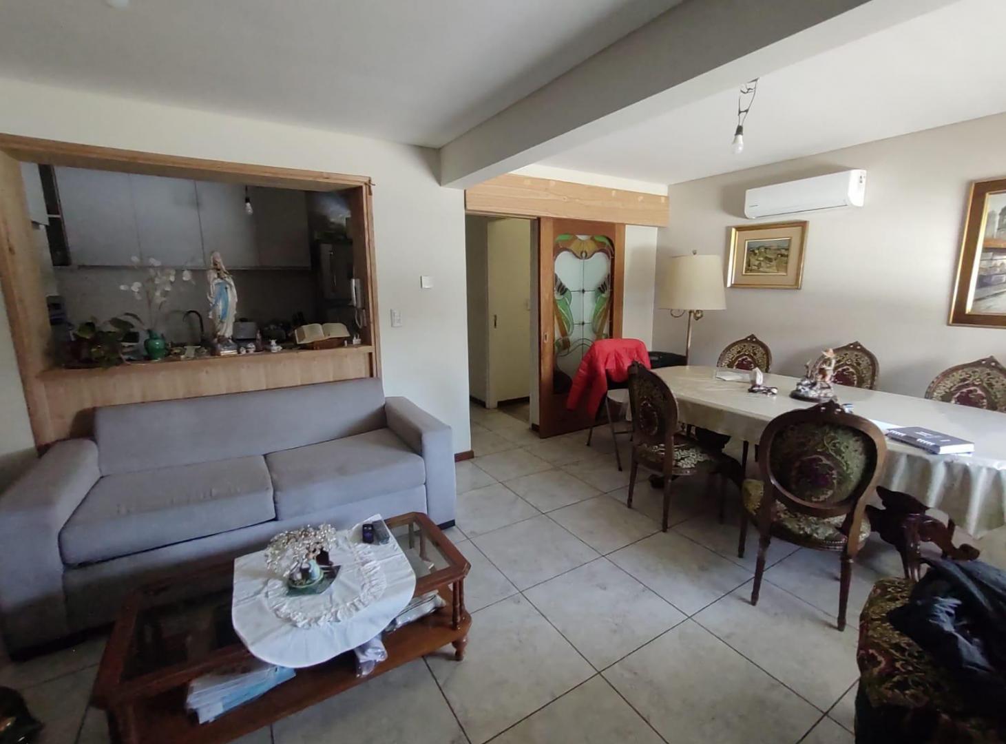 HAUSER VENDE EXCELENTE PROPIEDAD