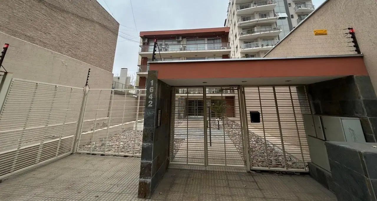 Hauser vende departamento de 2 habitaciones en calle Coronel Beltrán de Godoy Cruz. 5