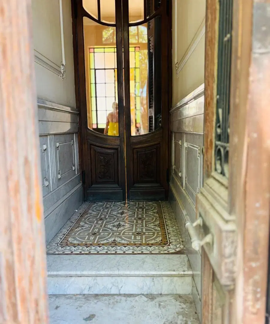 Icónica casa en Alquiler en Calle Emilio Civit!!! 3