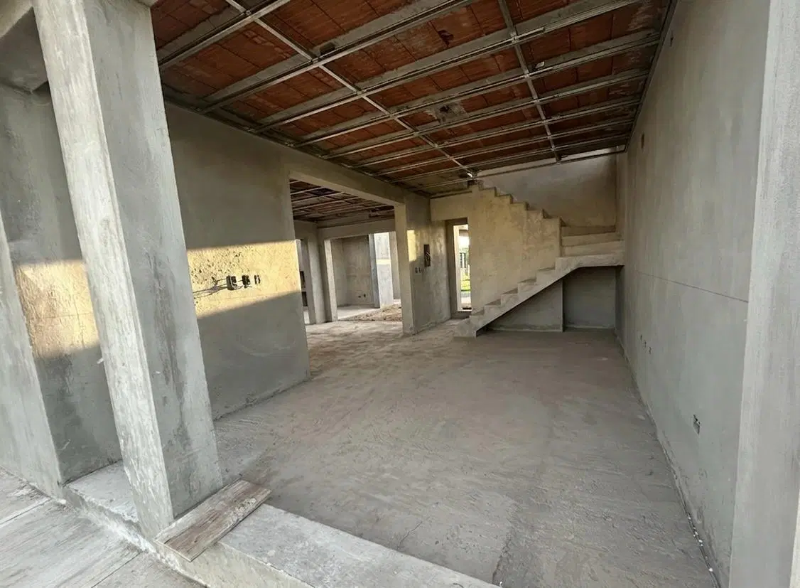 Hauser vende Dúplex a estrenar en Pinar del Sol V. 5