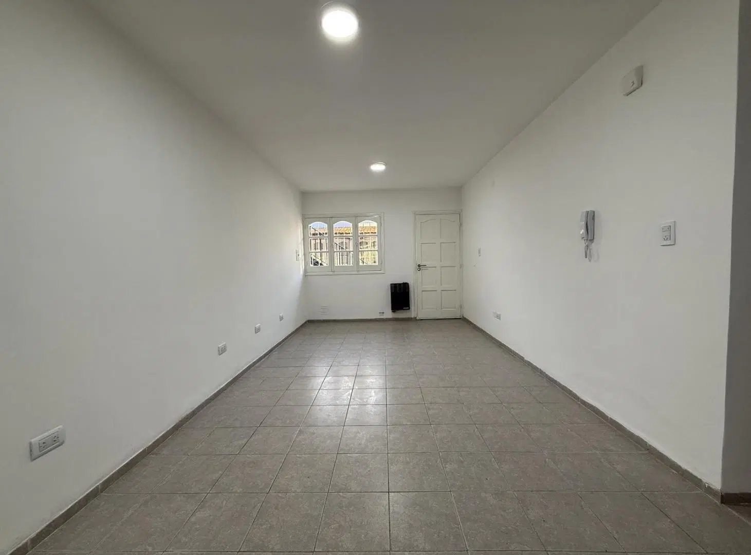 HAUSER vende departamentos de 2 habitaciones en complejo cerrado en Guaymallén! 4