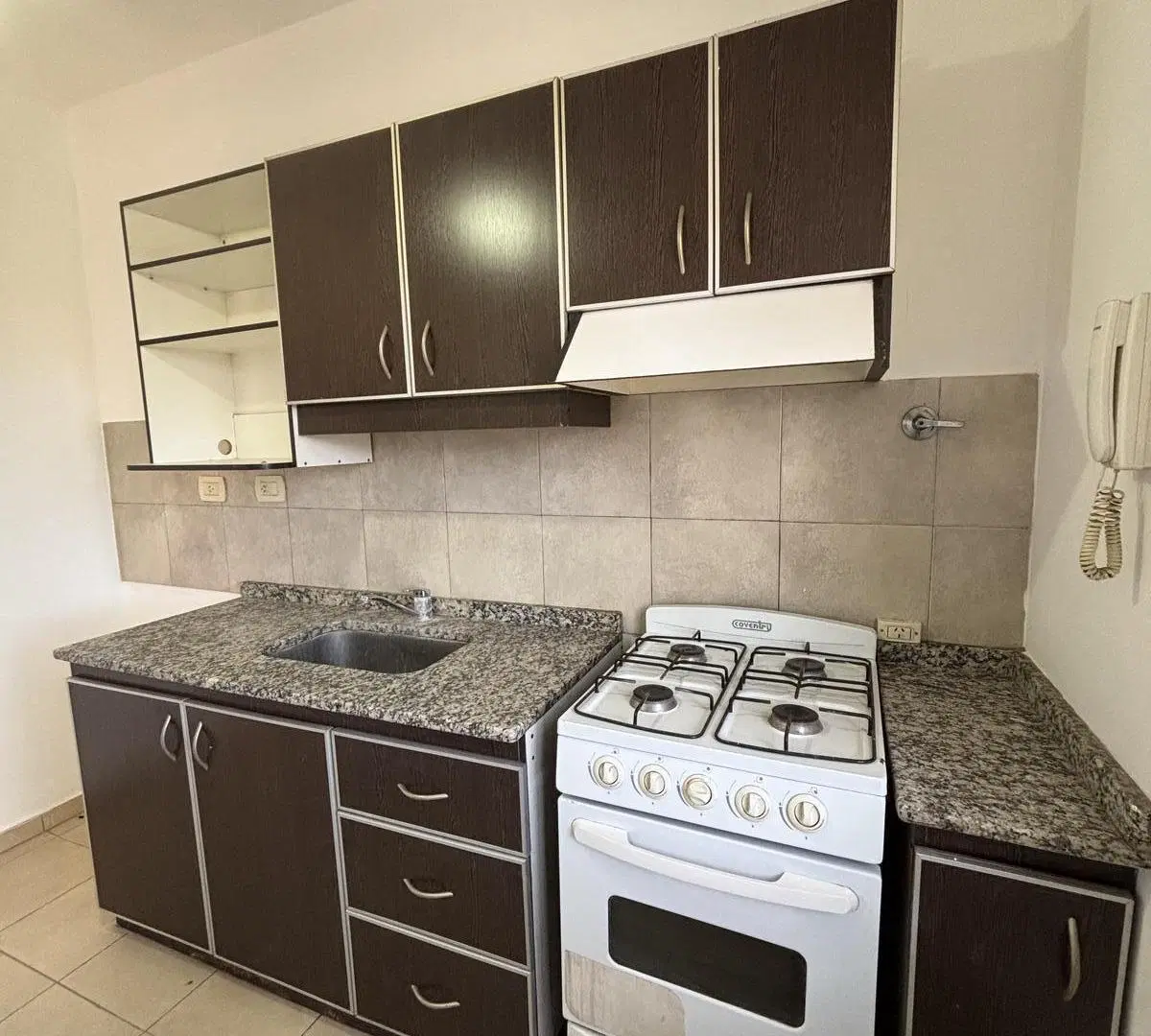 Departamento en calle Azcuenaga 3
