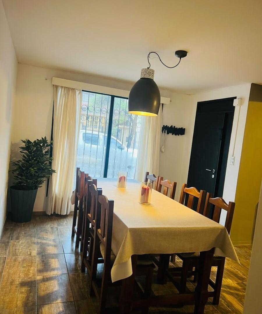 Foto de Excelente oportunidad en la quinta sección - Alquiler de casa (Vivienda, imagen 1