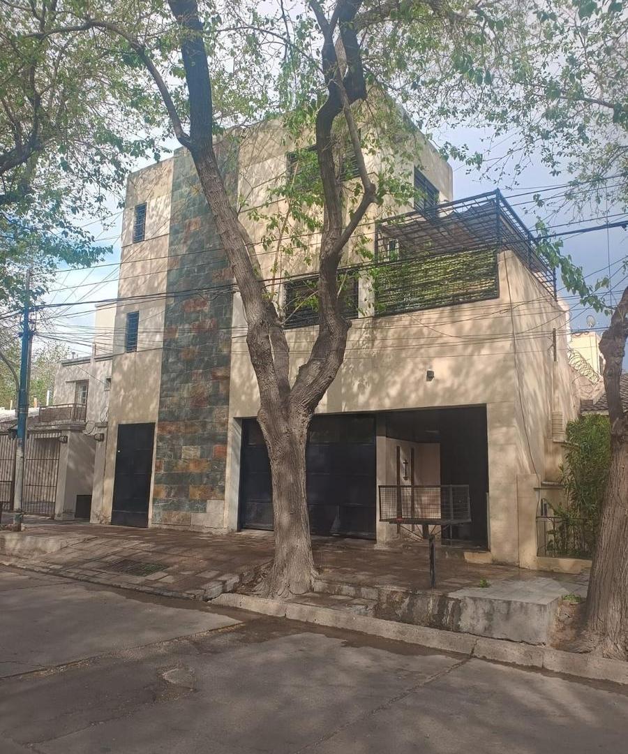 Foto de Departamento tipo Dúplex en Barrio Bancario Godoy Cruz Mendoza, imagen 2