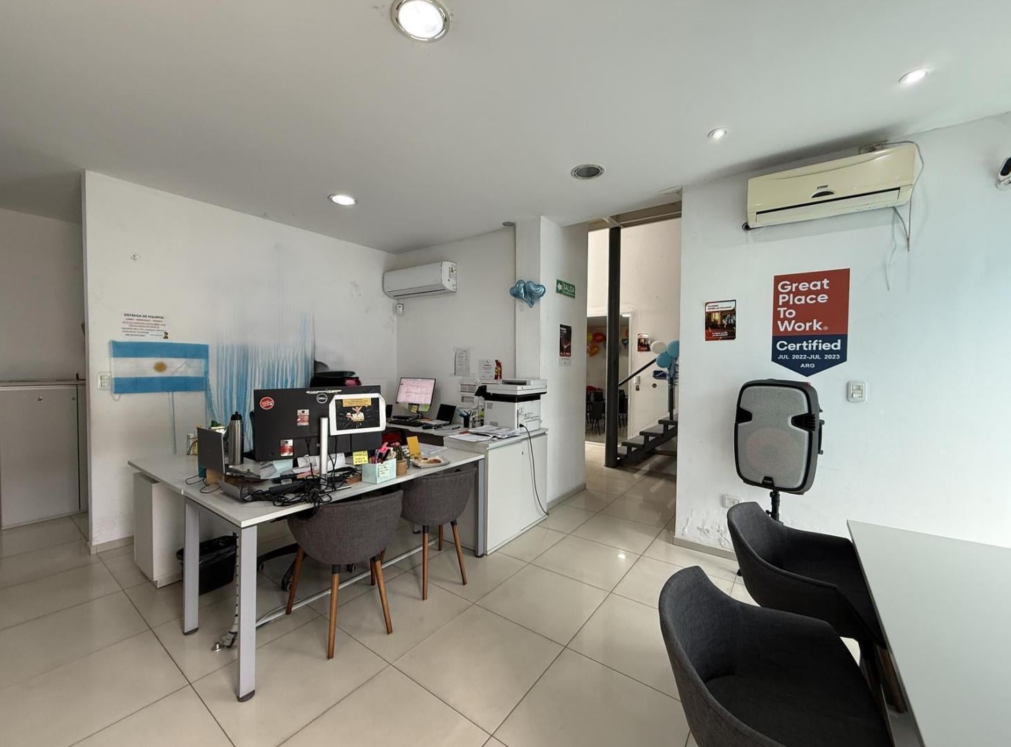 Foto de HAUSER vende propiedad ideal oficinas o local comercial en Godoy Cruz!, imagen 1