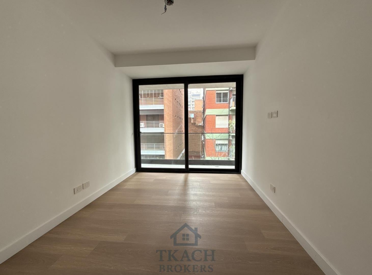 Foto de A estrenar: Hermoso departamento de 4 ambientes c/dep. y cochera, imagen 3