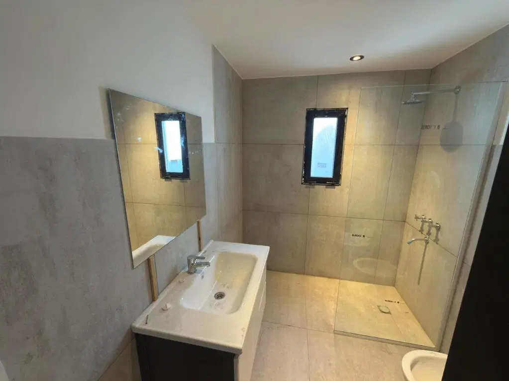 Casa a estrenar en barrio San José 2