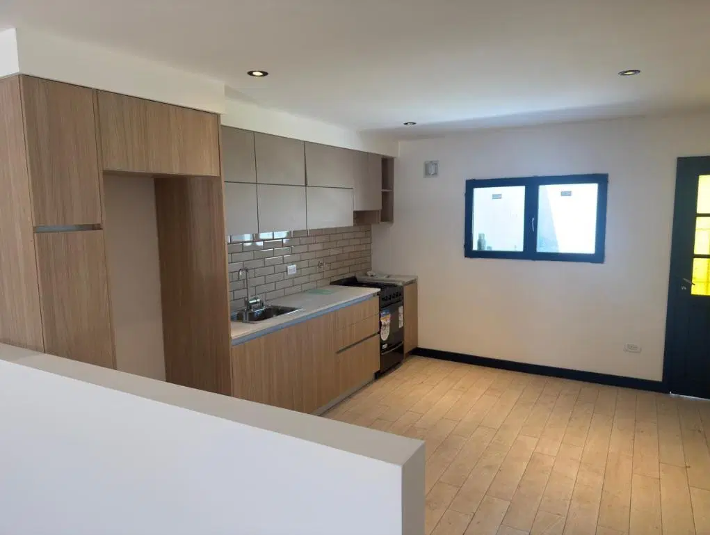 Casa a estrenar en barrio San José 4