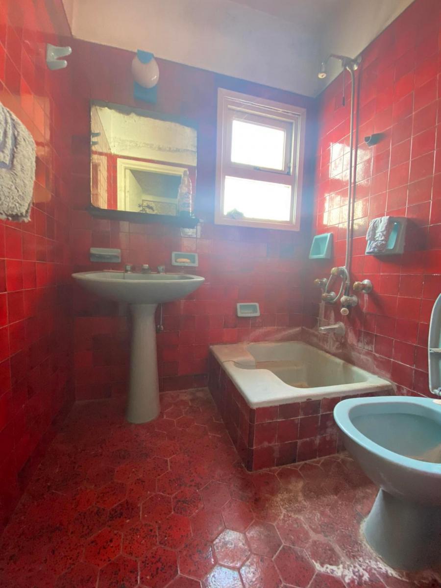 Latorre Prop. Vende Chalet de 5 Amb con Quincho y Parque 2
