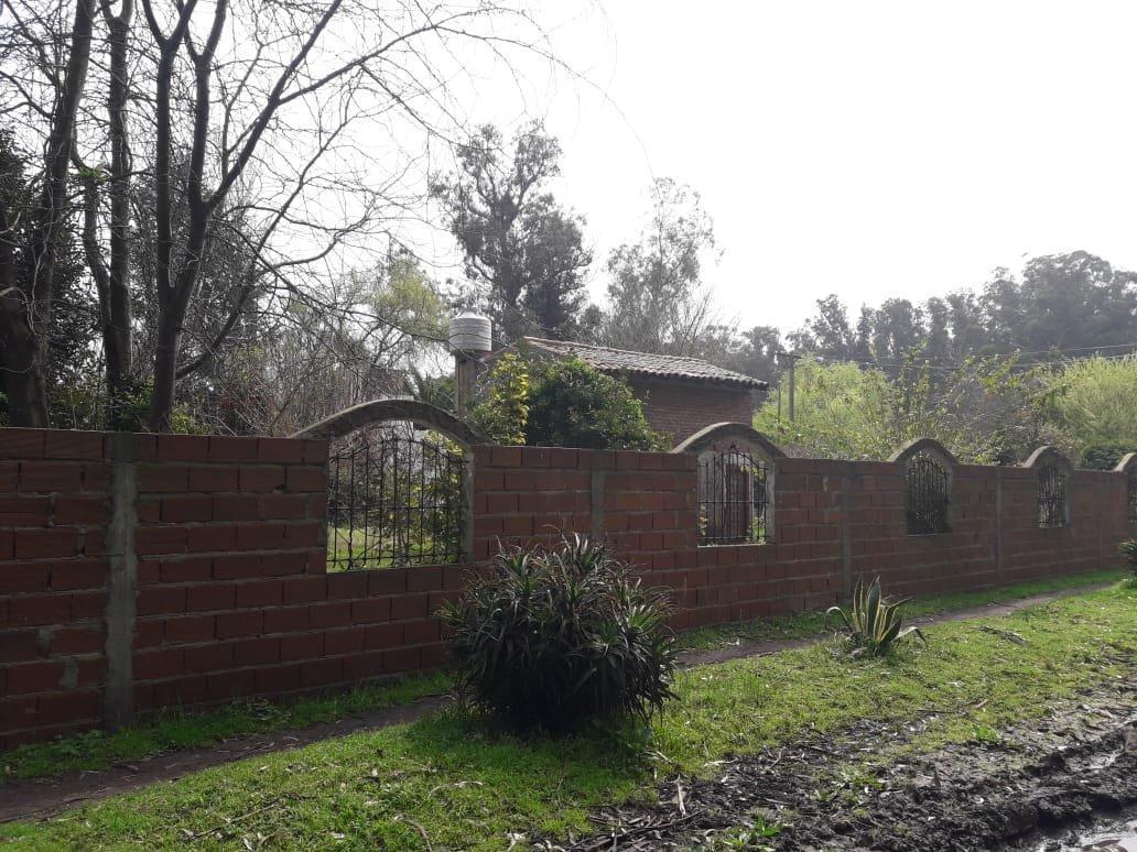 LATORRE PROP. VENDE CASA SOBRE LOTE DE 2.406 M2