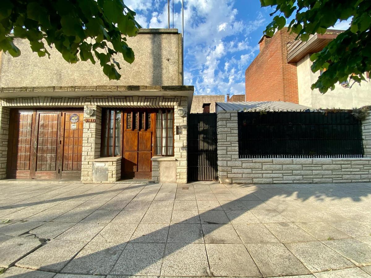 Foto de LATORRE PROP. VENDE CASA CON GARAGE Y PATIO, imagen 3