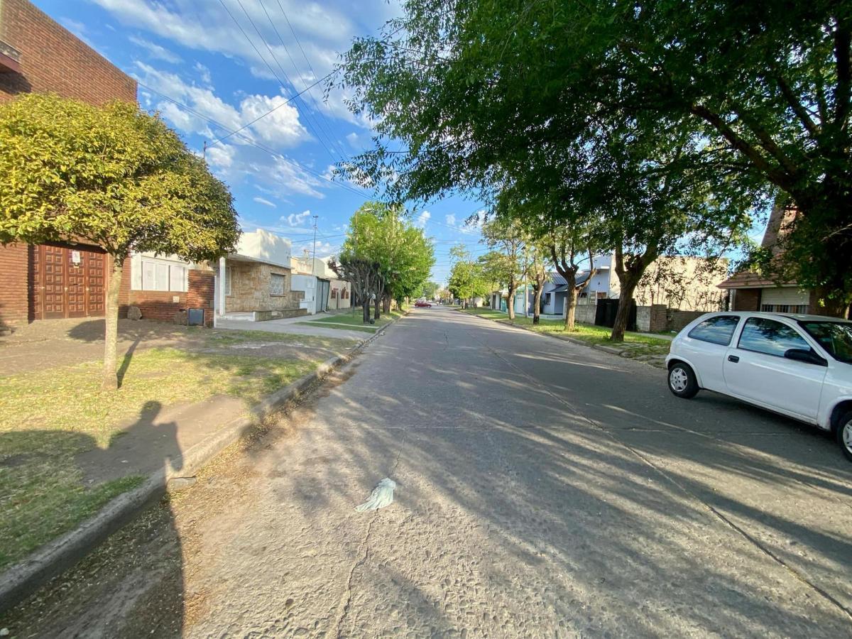 Foto de LATORRE PROP. VENDE CASA CON GARAGE Y PATIO, imagen 5