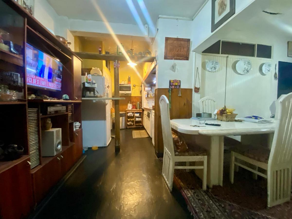 LATORRE PROP. VENDE CASA CON GARAGE Y PATIO