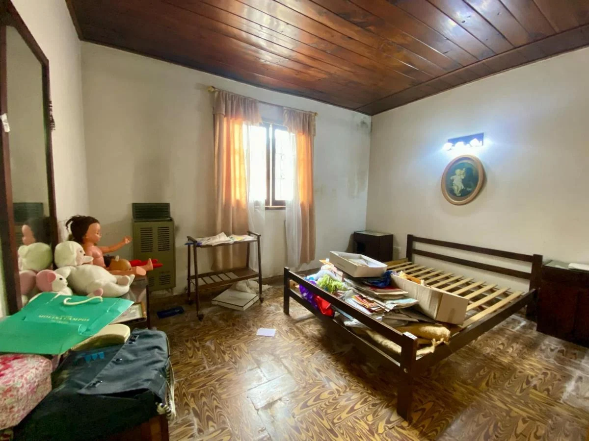 Foto de LATORRE PROP. VENDE CASA DE 4 AMB CON PARQUE, imagen 3