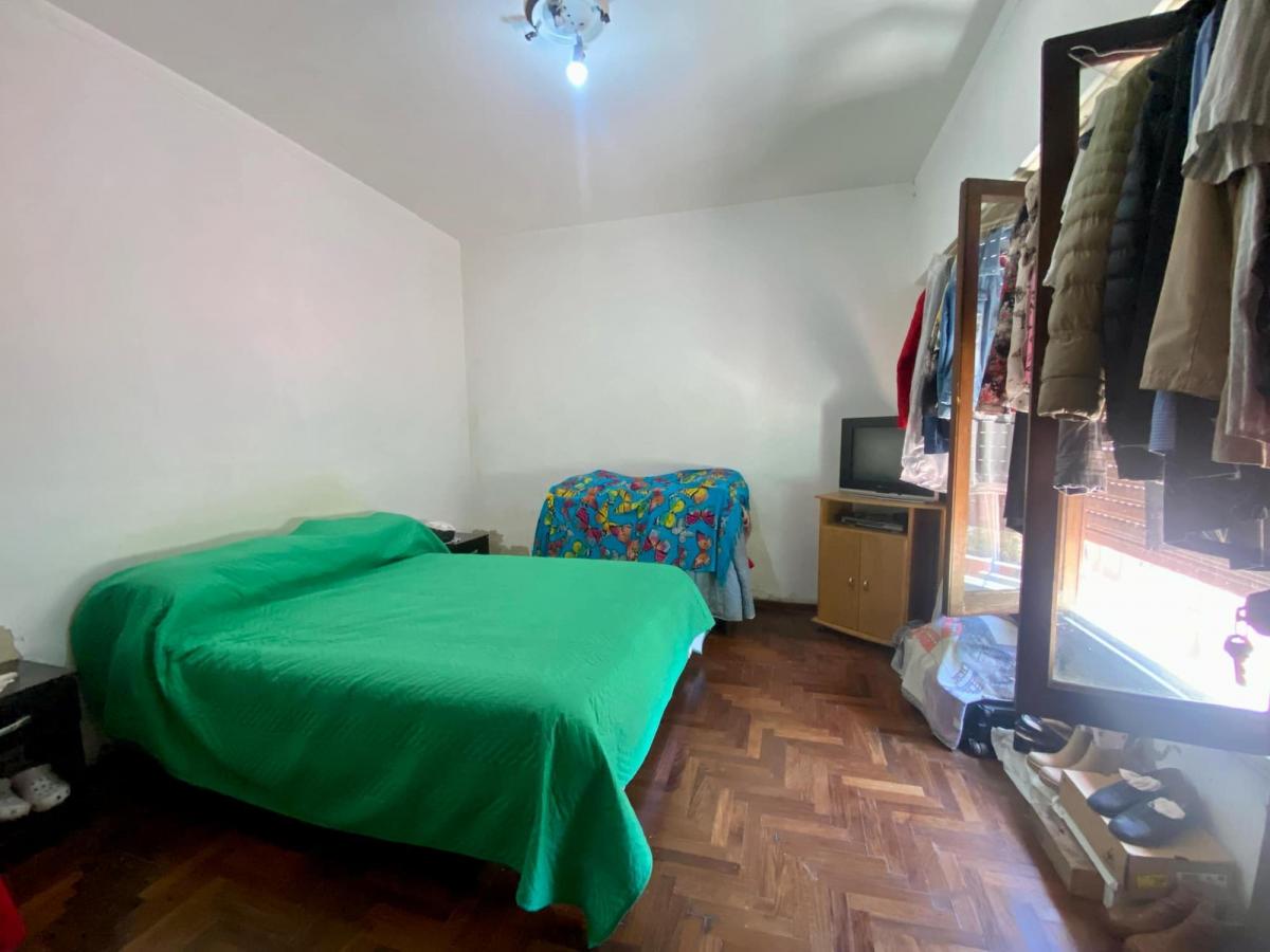 Foto de LATORRE PROP. VENDE CASA 3 AMB CON PARQUE Y GARAGE, imagen 3