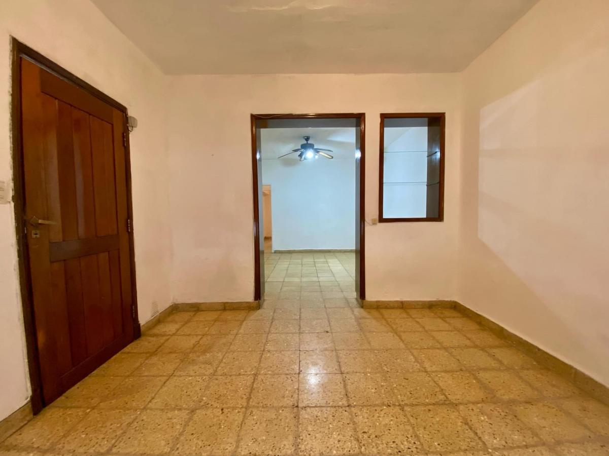 Latorre Prop. Vende Casa en PH 3 Amb con Entrada de Auto 4