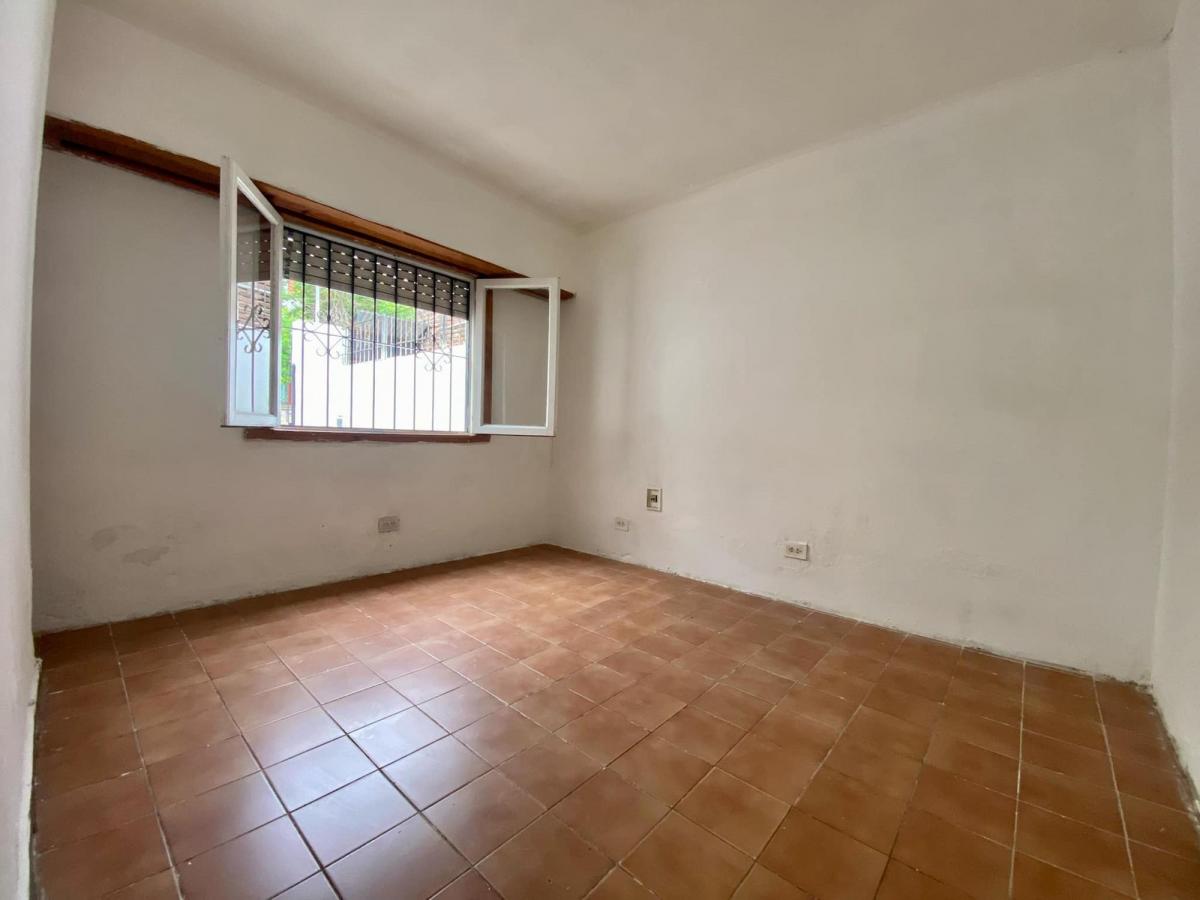 Latorre Prop. Vende Casa en PH 3 Amb con Entrada de Auto 5