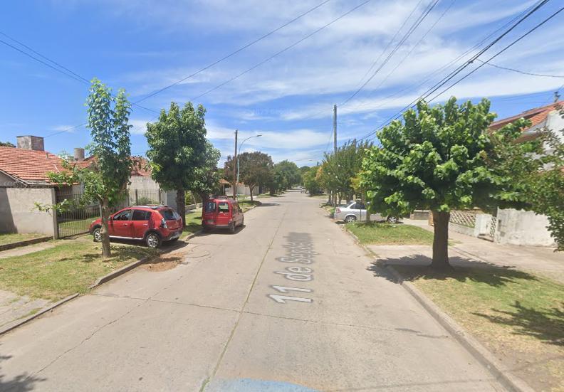 Latorre Prop. Vende Amplio Galpon de 350 m² 4