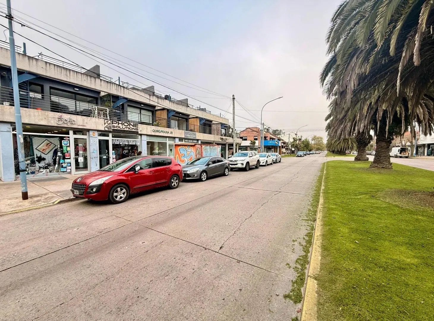 LATORRE PROP. ALQUILA LOCAL COMERCIAL S/ AV. JARA 2