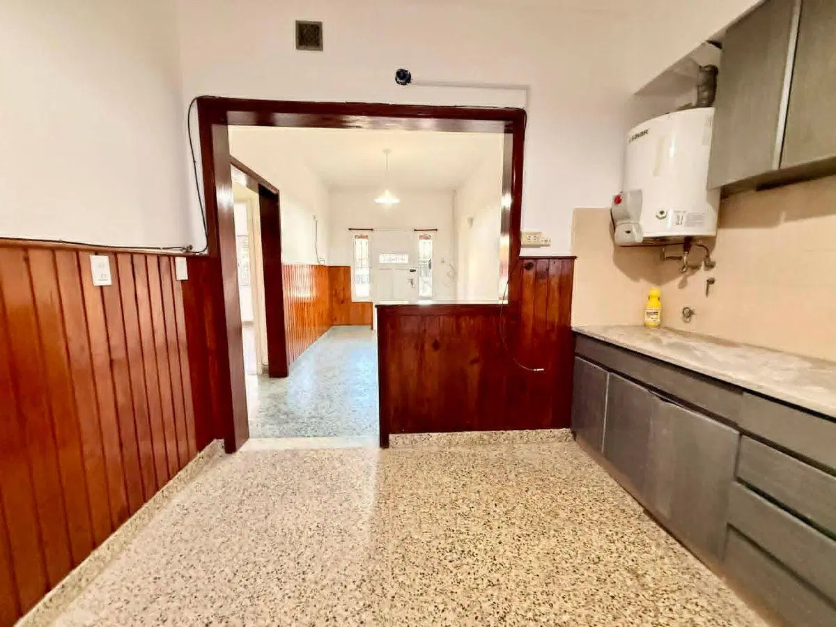 LATORRE PROP. ALQUILA 24 MESES CHALET CON PATIO 4