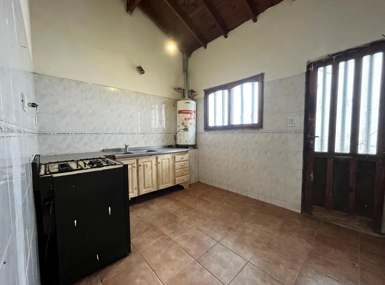 LATORRE PROP VENDE CHALET 4 AMB CON PARQUE 1