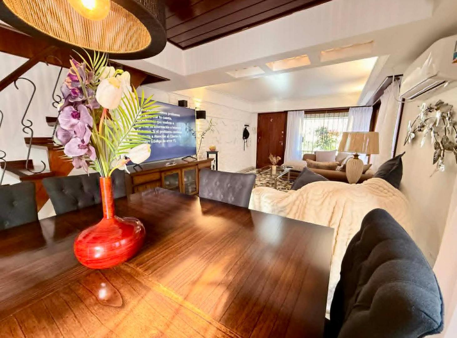 Foto de LATORRE PROP. VENDE CHALET 5 AMB. + DOS DEPTOS EN LA FLORIDA, imagen 1