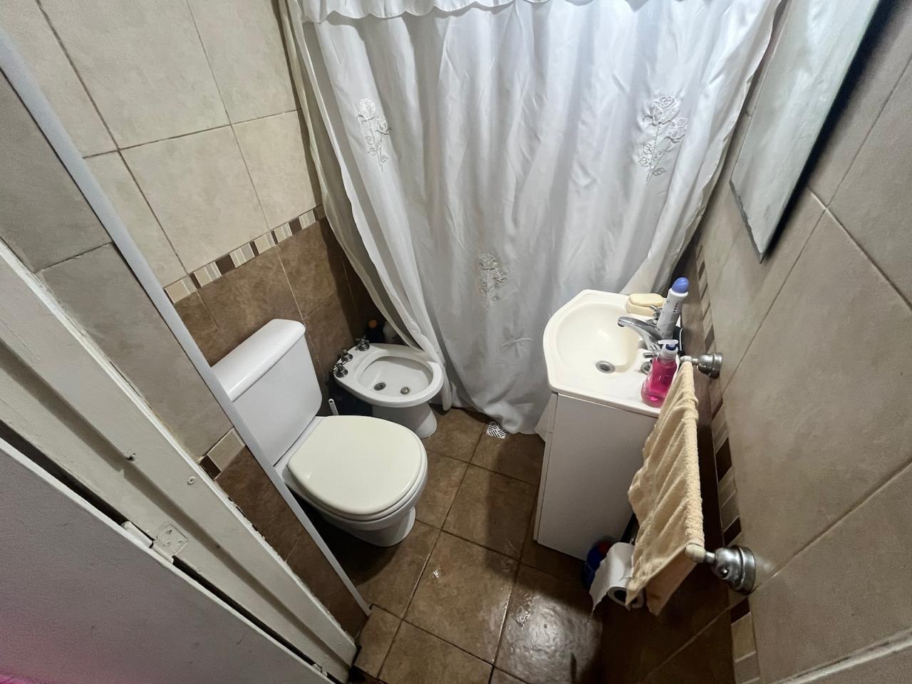 Foto de LATORRE PROP. VENDE CASA 3 AMB CON PARQUE, imagen 1