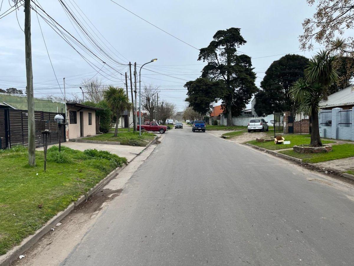 Foto de LATORRE PROP. VENDE CASA CON AMPLIO PARQUE - APTO CREDITO, imagen 3