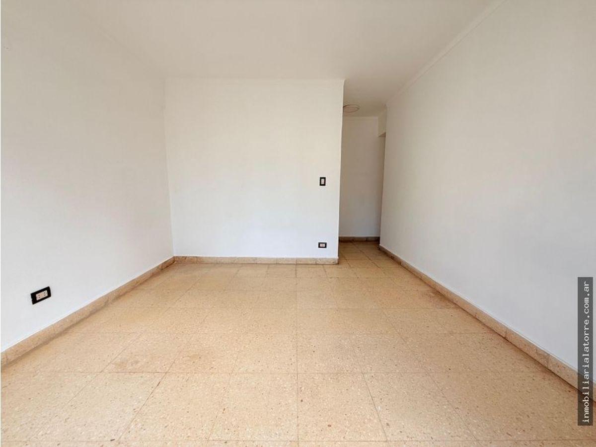 Foto de LATORRE PROP. VENDE DEPTO 2 AMB. MUY LUMINOSO - CENTRO, imagen 3