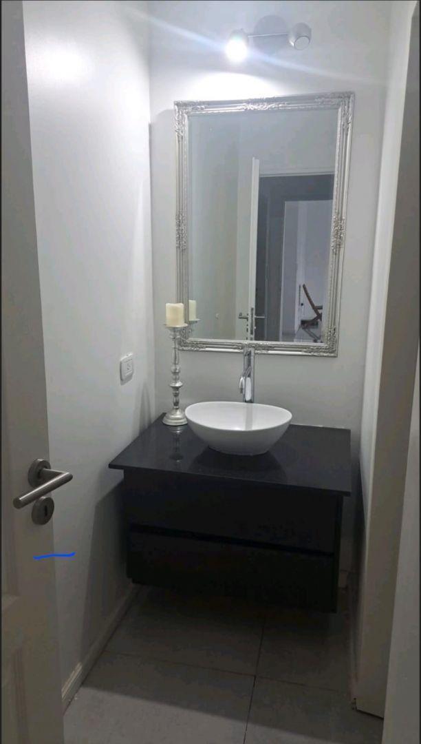 Foto de Casa en 1 Planta de 180 m² con Costa de Laguna  Alquiler Permanente, imagen 5