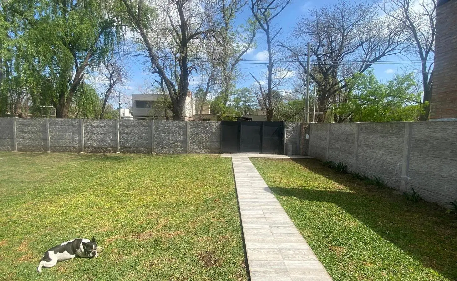 Casa 1 DORMITORIO con Jardin Country Profesional Funes 2
