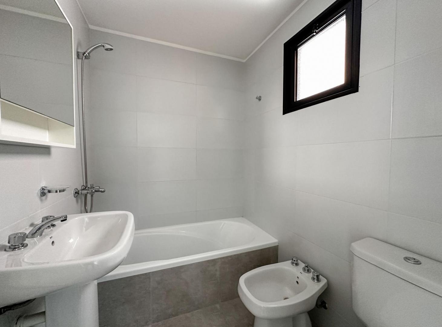 Foto de Venta Departamento 2 Dormitorios con cochera en Los Pasos, Fisherton, imagen 5