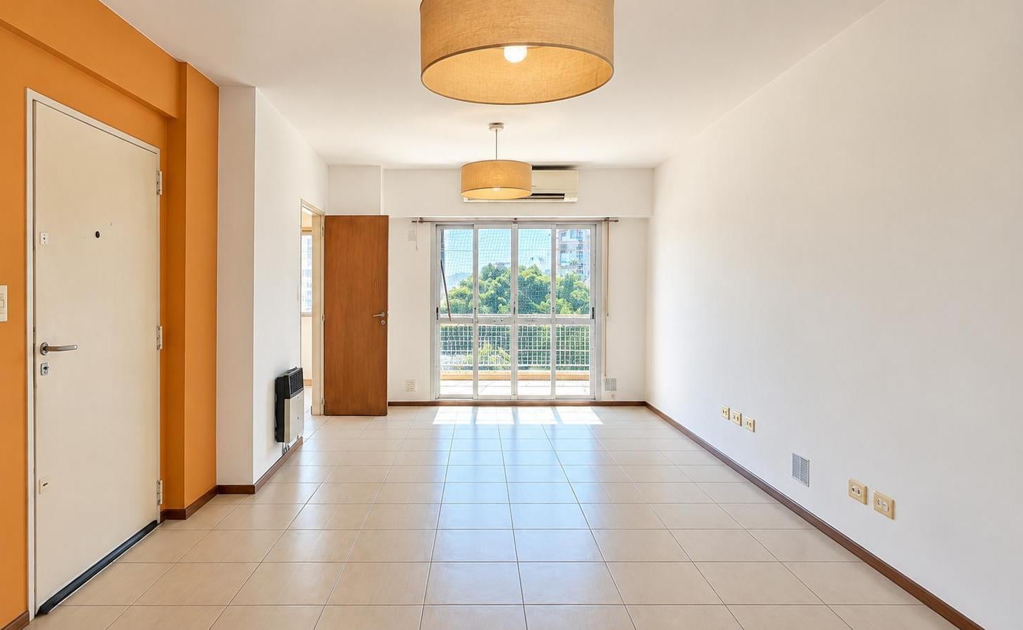 Foto de Departamento dos dormitorios con terraza exclusiva, imagen 1