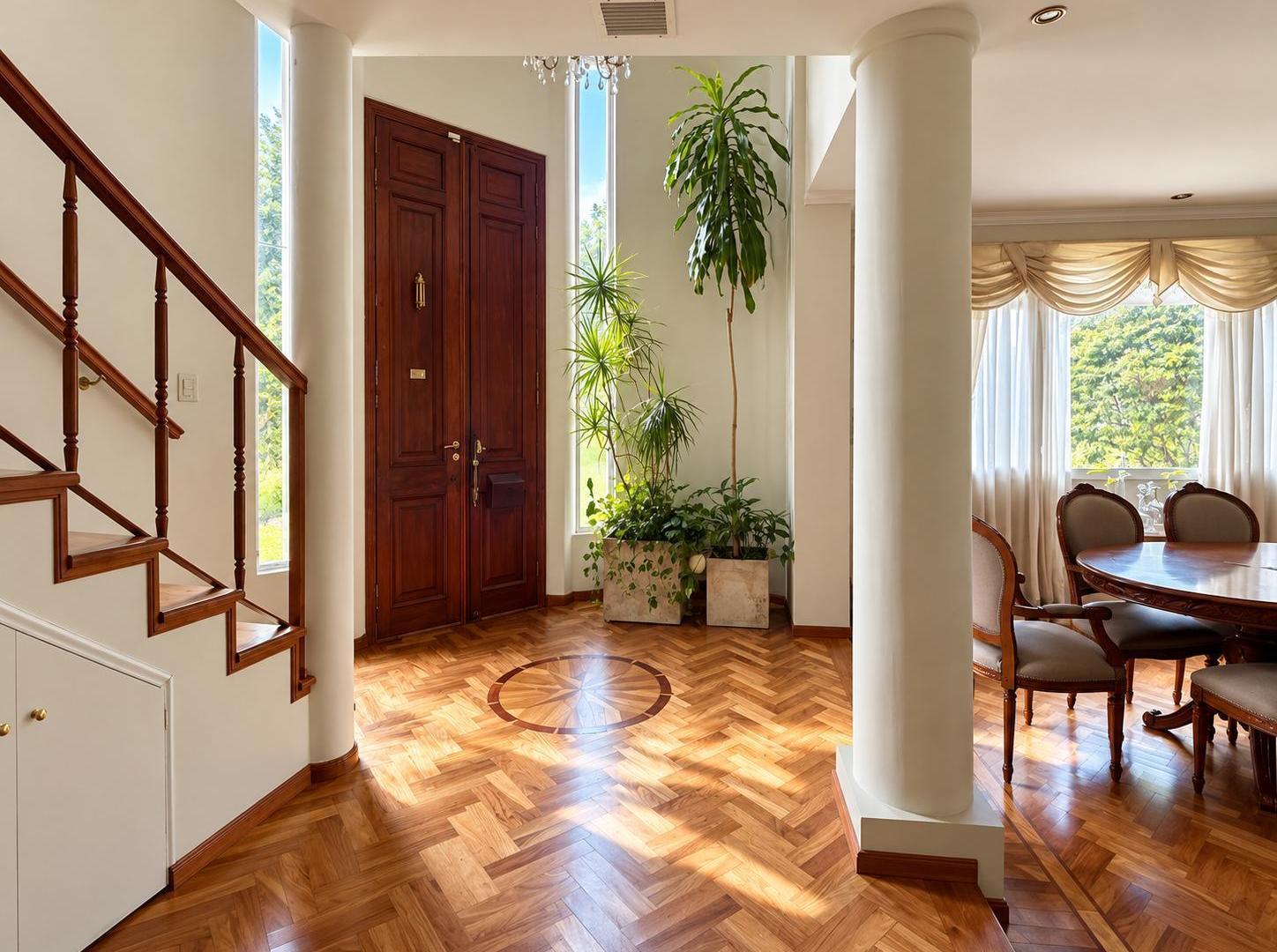 Foto de Casa en venta 5 dormitorios con pileta en Funes Hills San Marino, imagen 1
