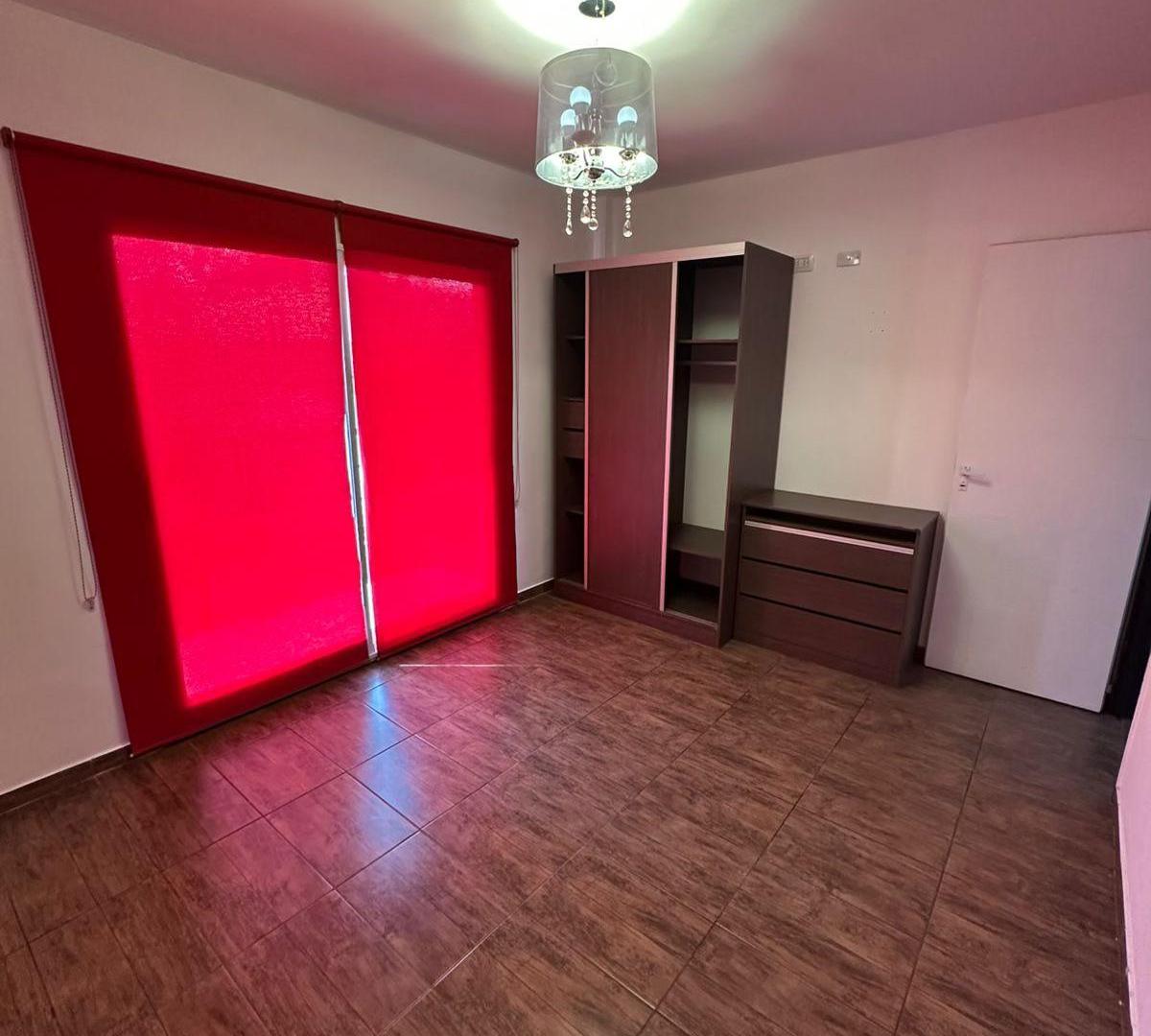 Foto de Departamento 2 Ambientes Impecable con Cochera y Balcón - Bell Barri, imagen 3