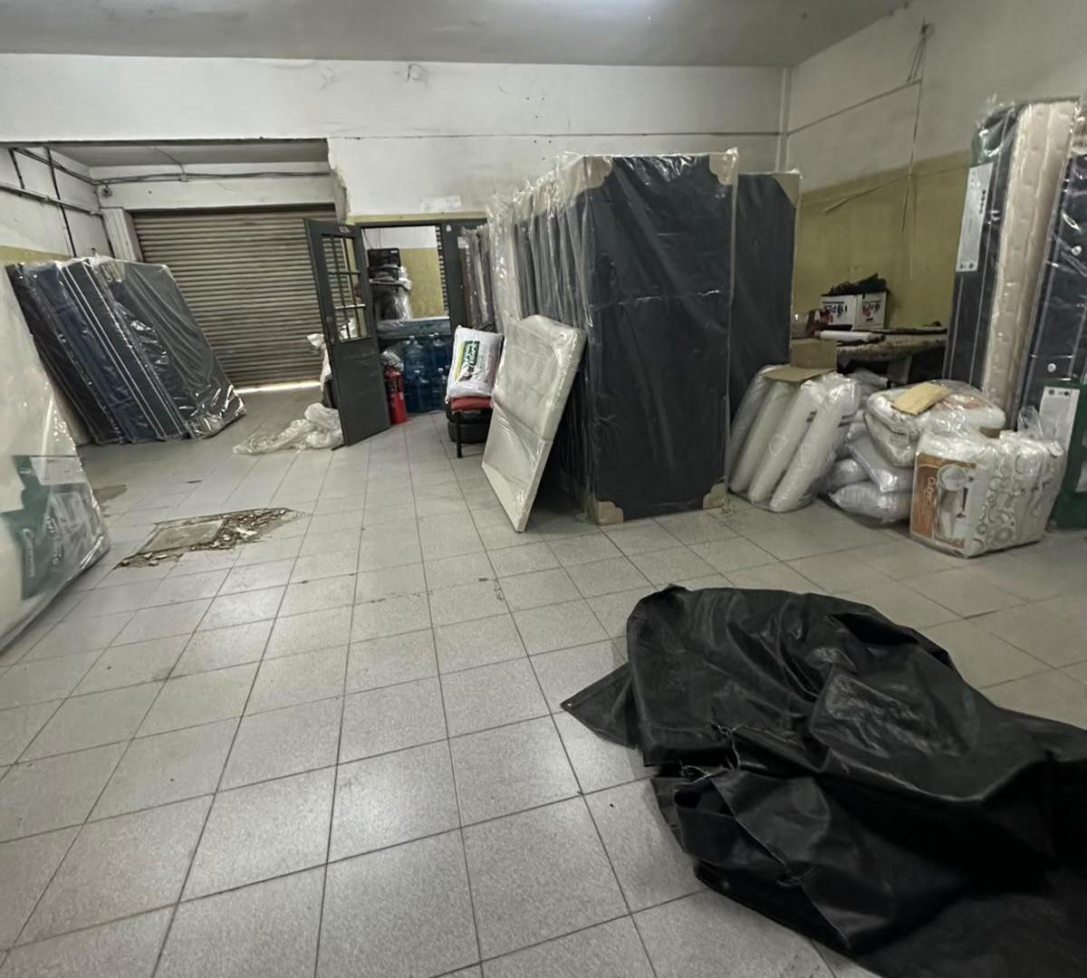 Foto de Excelente Local y Galpón (360 m²) en Venta - Centro de Rafael Castillo, imagen 2