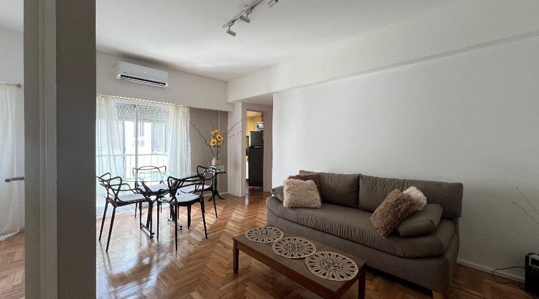 Departamento 2 ambientes. | Av Independencia al 4100