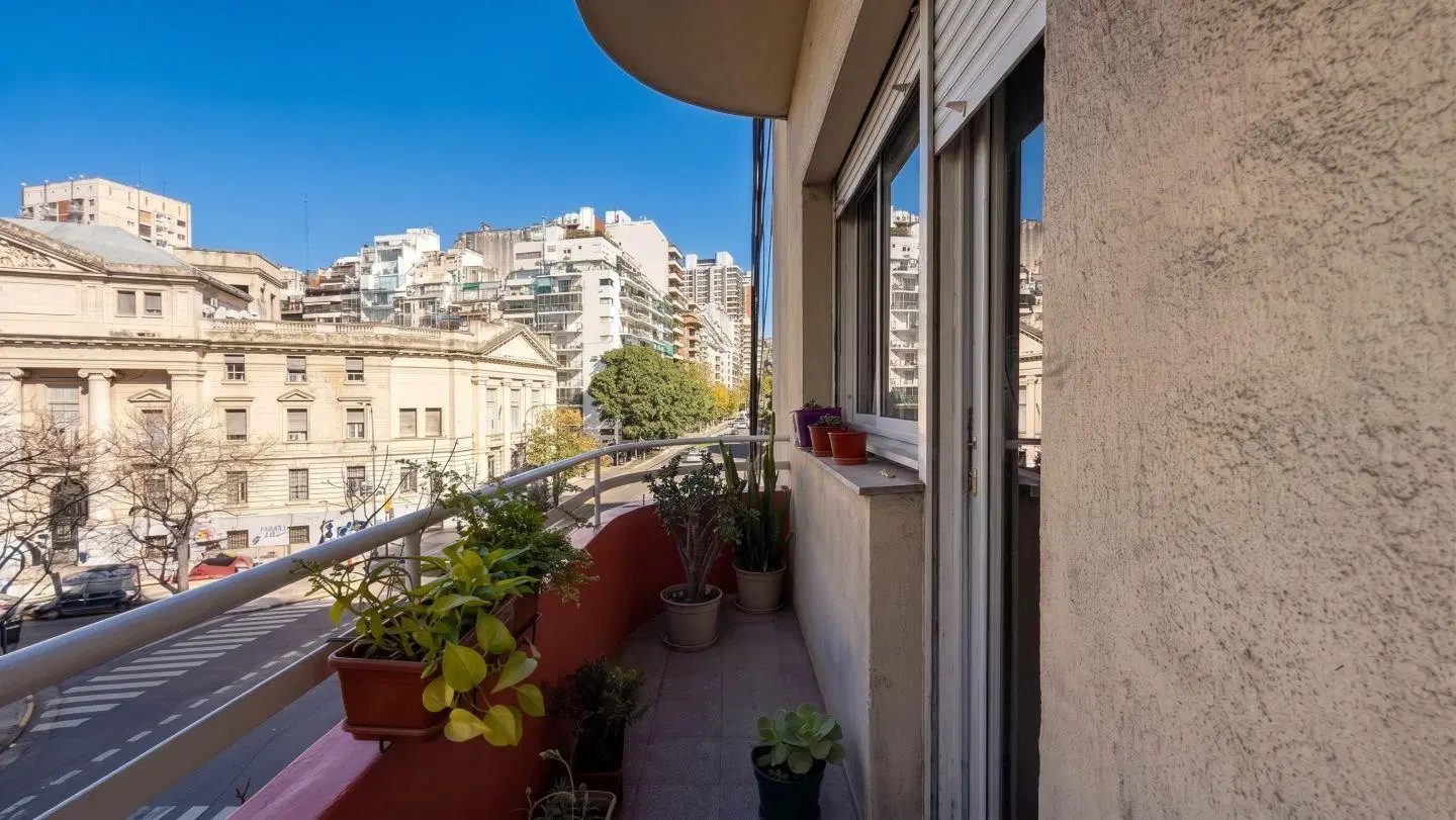 Departamento 2 ambientes. | Av Coronel Diaz al 2500 4