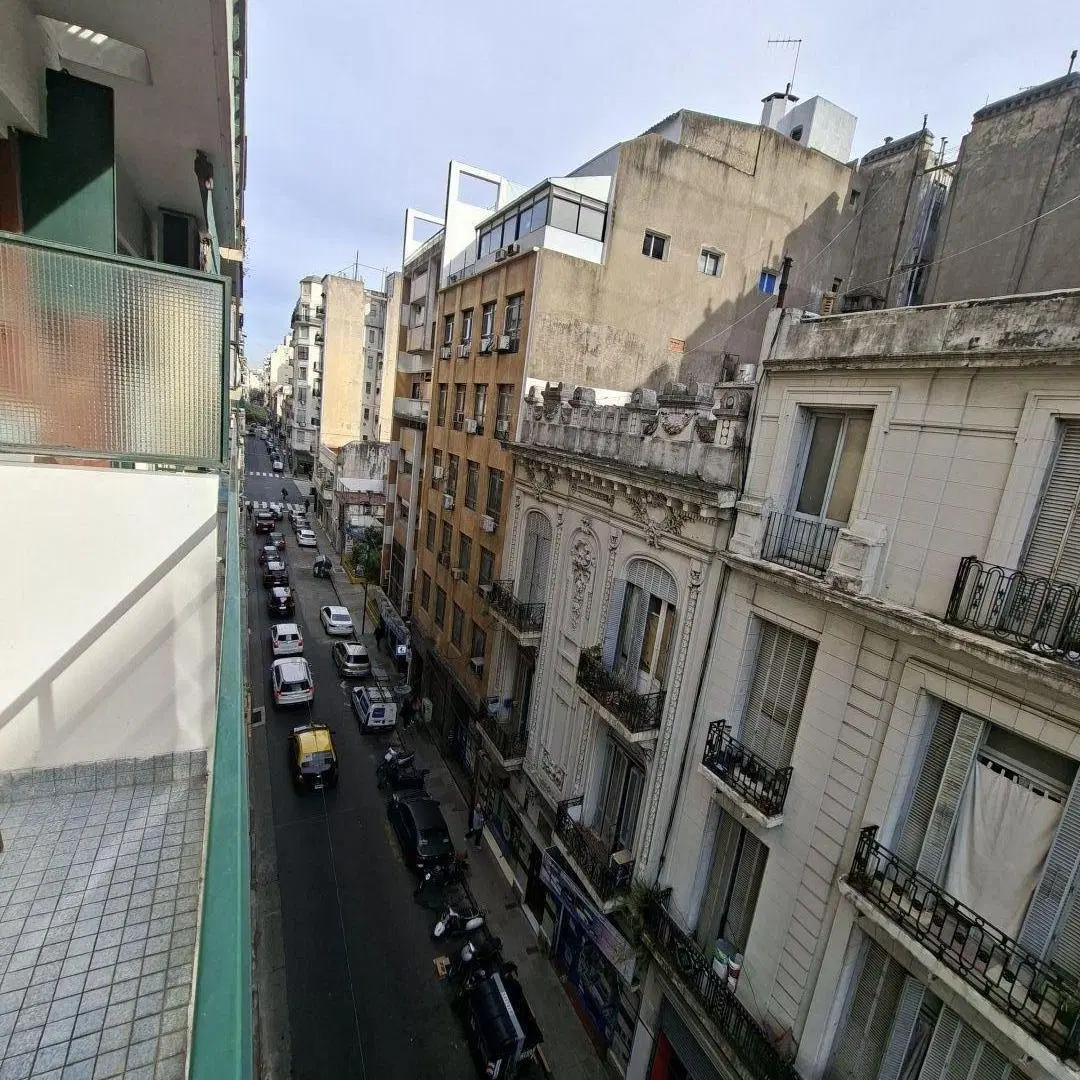 Departamento 2 ambientes. | Santiago del Estero al 300 8
