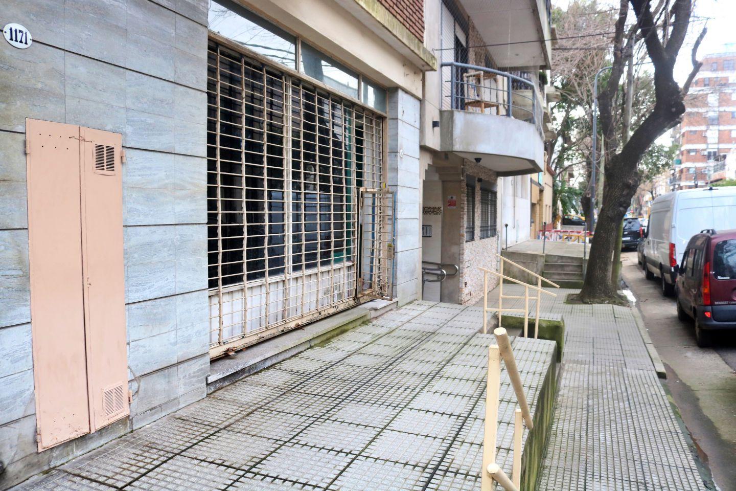 Foto de Local . | Arzobispo Espinosa al 1100, imagen 1