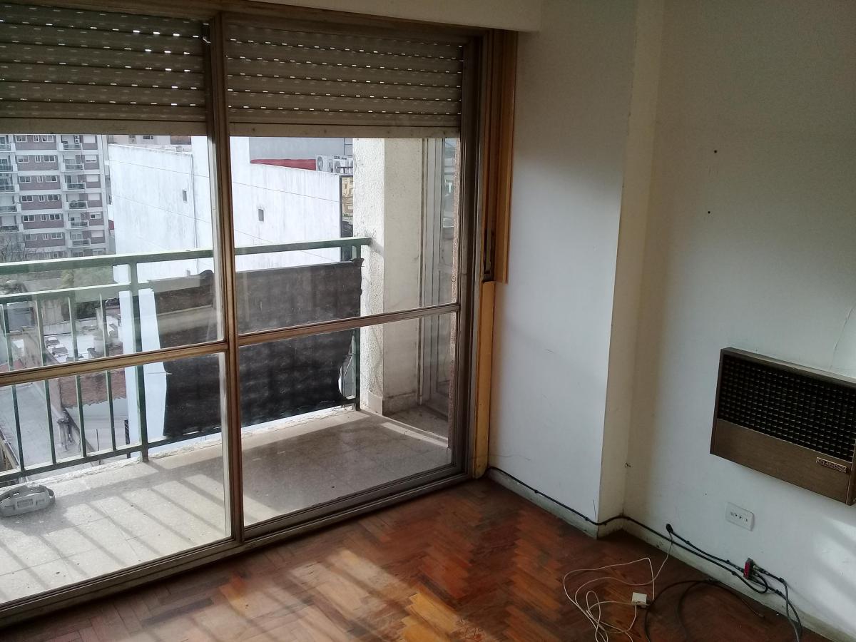 Foto de VENTA DEPARTAMENTO QUILMES CENTRO, imagen 2