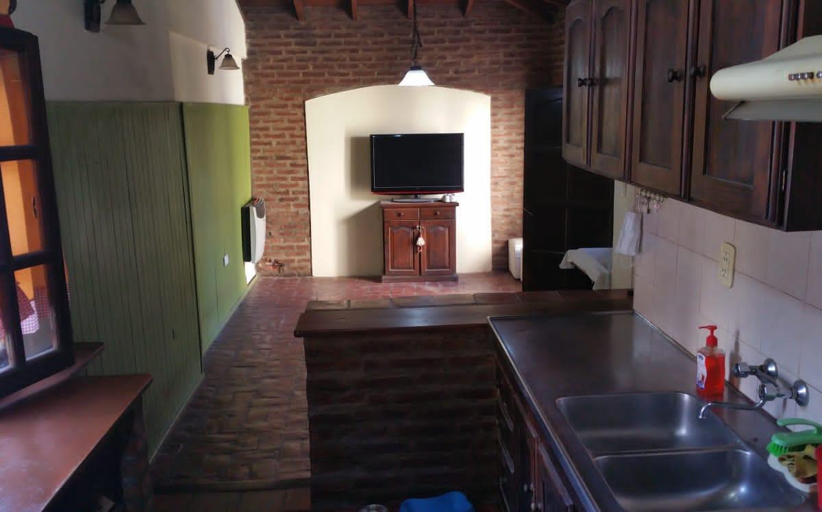 Barrio Parque Bernal Oportunidad !!!casa para 2 familias