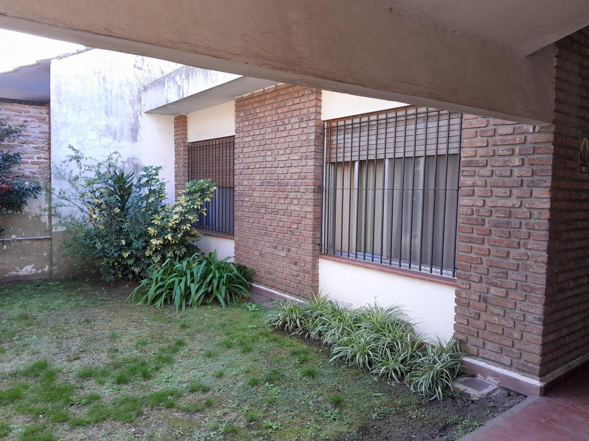 NUEVO PRECIO!CASA EN VENTA 5 AMB EN DON BOSCO