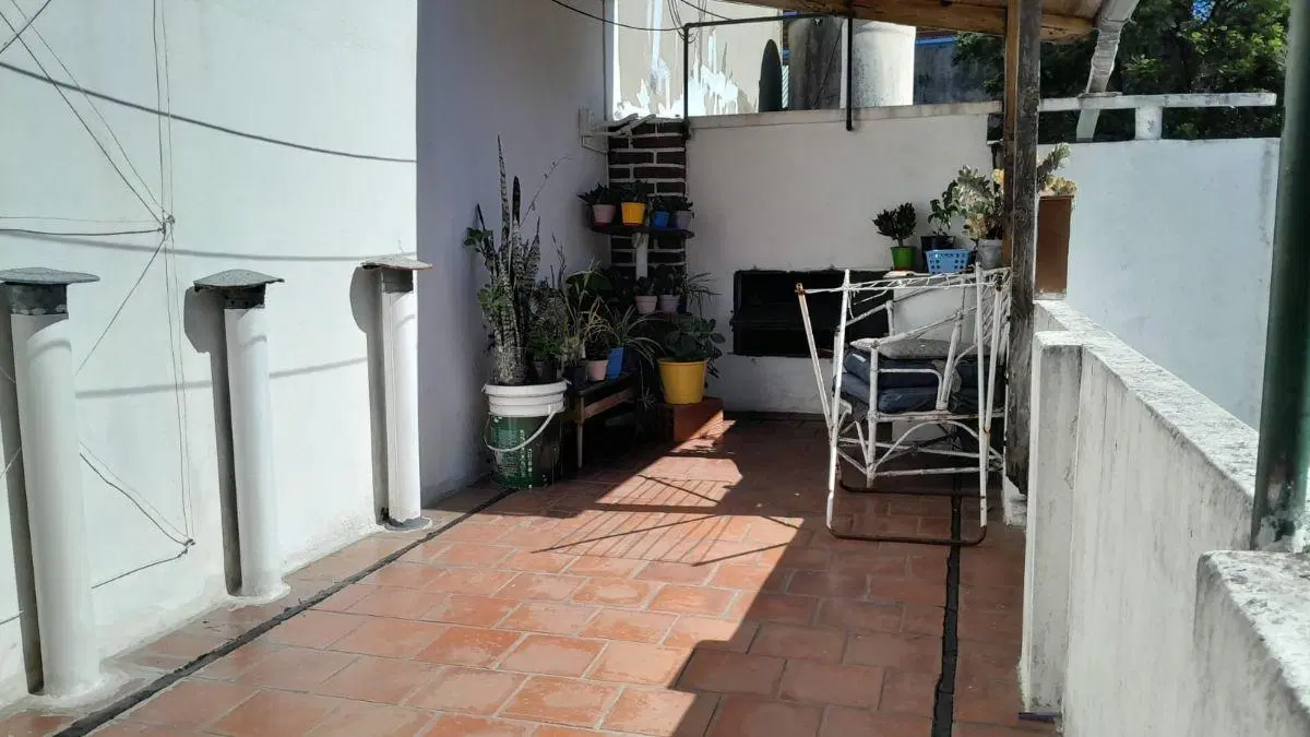 VENTA DE IMPORTANTE CASA 4