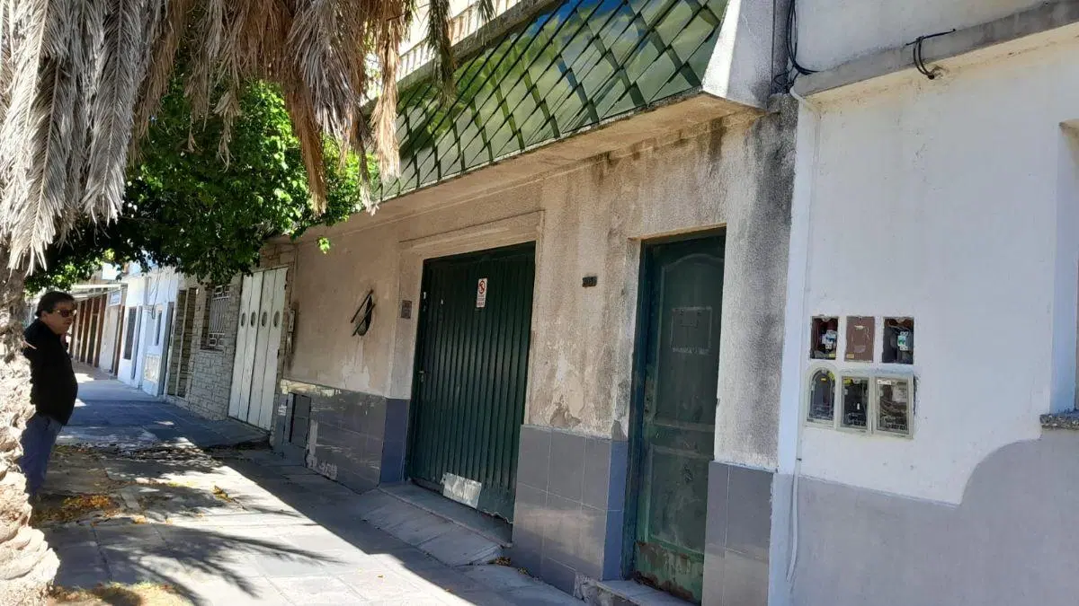 VENTA DE IMPORTANTE CASA 3