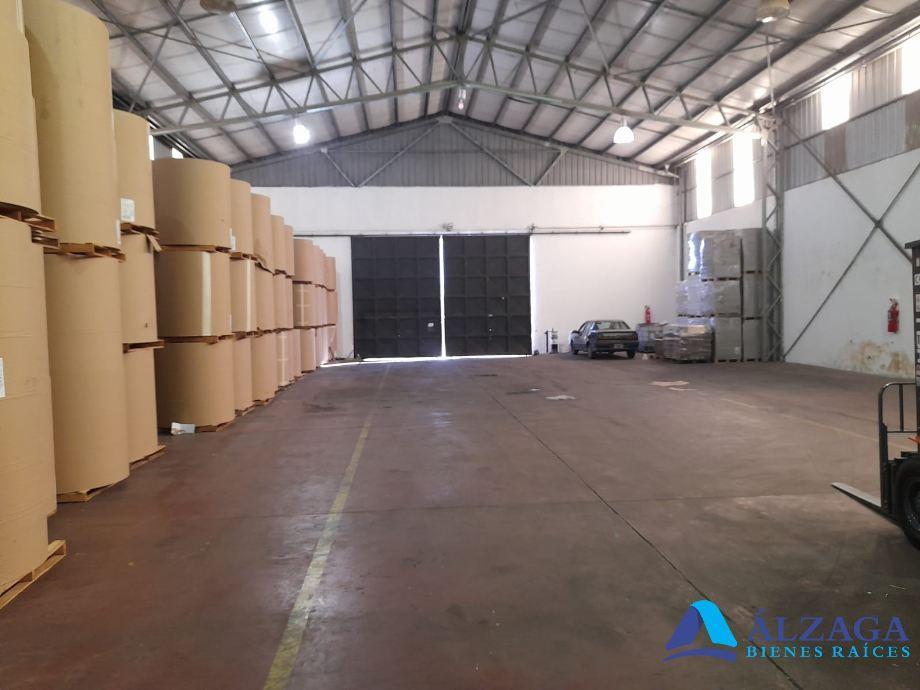 Dos Galpones y Oficinas en Venta en Quilmes Este 3