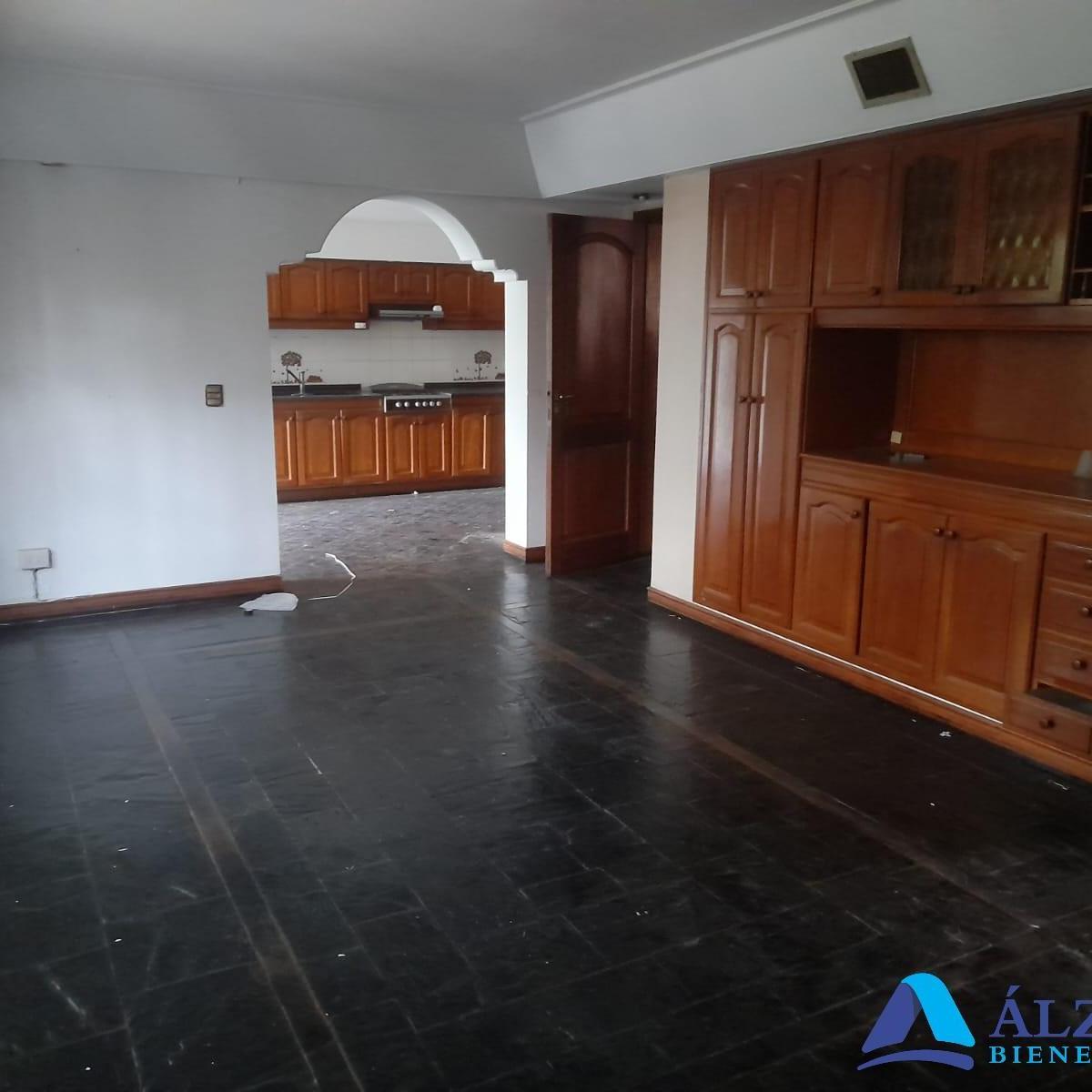 Chalet en El Centro de Quilmes Centro 4