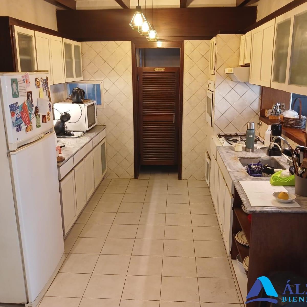 Foto de QUILMES HERMOSO CHALET IMPECABLE, imagen 3